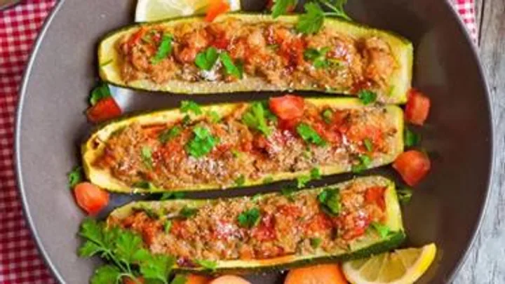 Receita de Abobrinhas Recheadas com Carne Moída