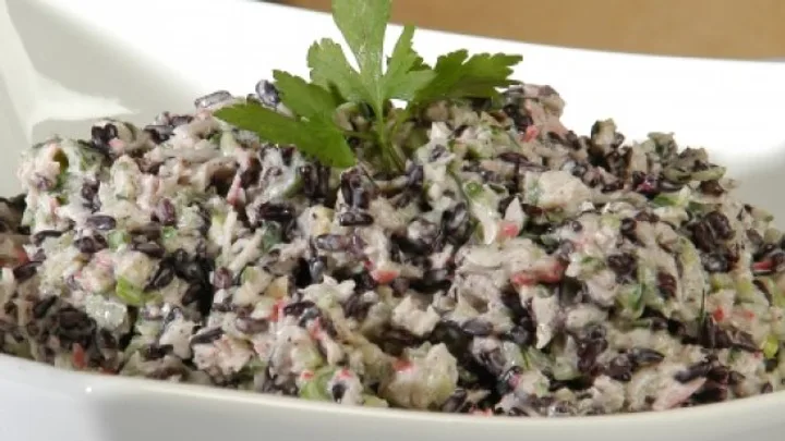 Receita de Arroz Negro com Kani