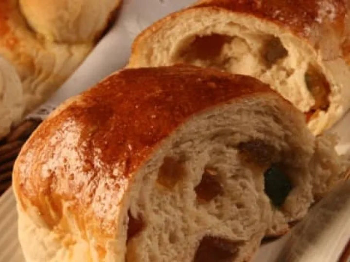 Pão de Aveia com Frutas Cristalizadas