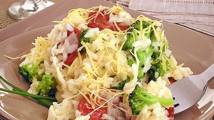 Receita de Risoto com Linguiça e Brócolis