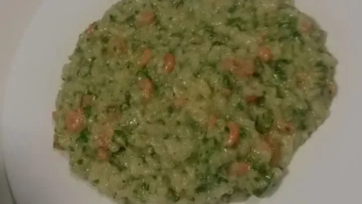Receita de Risoto com Pesto de Rúcula e Camarão