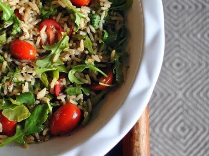 Salada de Arroz Integral e Frango