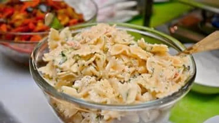 Receita de Salada de Macarrão