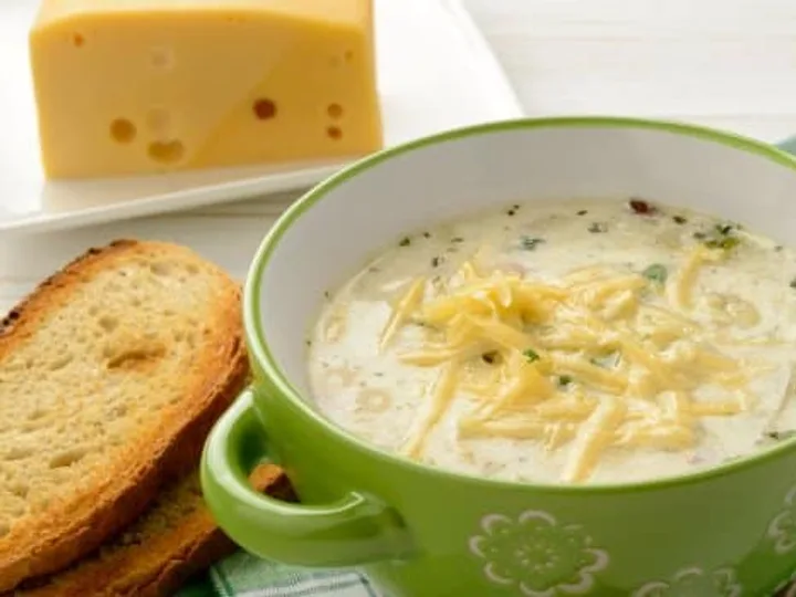 Sopa Cremosa de Queijo
