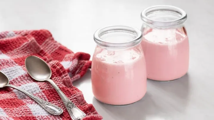 Receita de Iogurte Caseiro sabor Morango