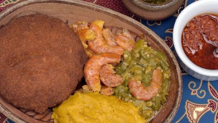 Receita de Acarajé com Vatapá e Caruru