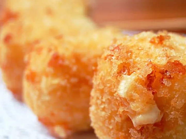 Bolinho de Queijo