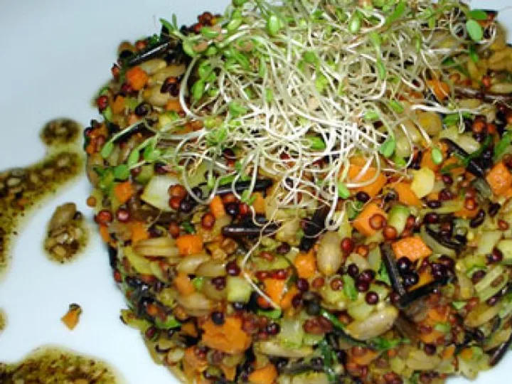 Quinoa com Arroz Selvagem e Aveia em Grãos