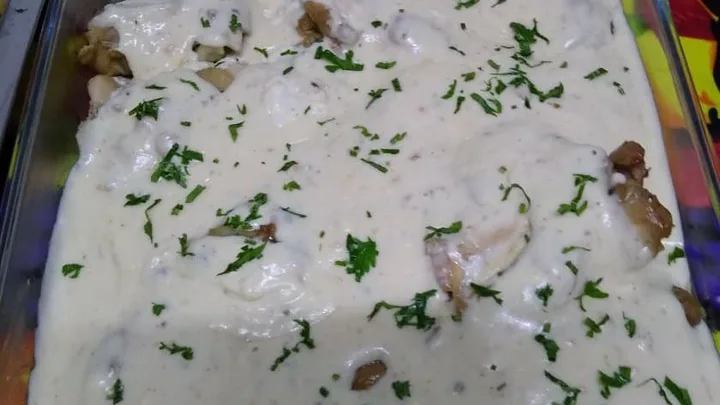 Receita de Sobrecoxa ao Molho Cremoso