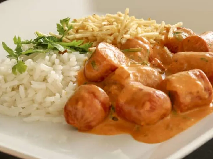 Strogonoff de Salsicha