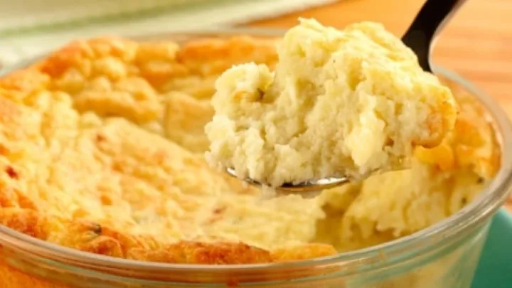 Receita de Suflê de Batata com Queijos