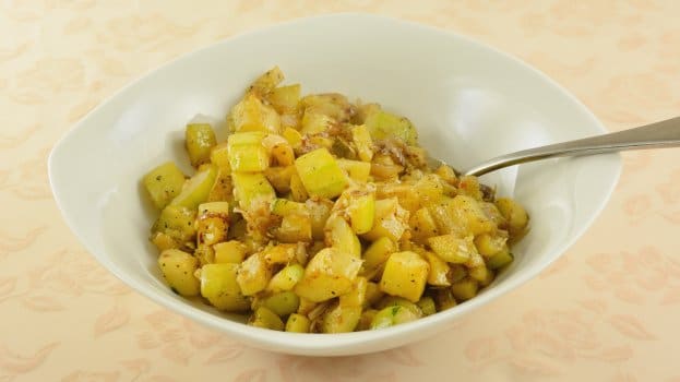 Receita de Abobrinha Refogada, enviada por Adege Adalgisa - Prazer à Mesa