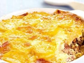 Receita de Batatas Gratinadas com Sardinha, enviada por Adege Adalgisa - Prazer à Mesa