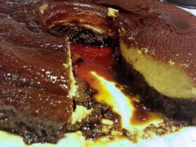 Receita de Bolo com Pudim de Leite, enviada por Maria Cristina - Prazer à Mesa