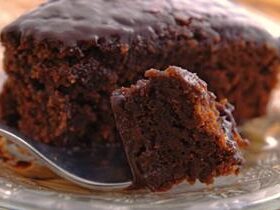 Receita de Bolo de Chocolate, enviada por Vania Justino - Prazer à Mesa