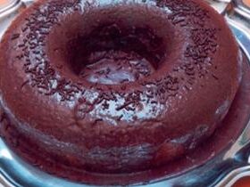 Receita de Bolo de Chocolate sem Ovos, enviada por Telma Gomide - Prazer à Mesa