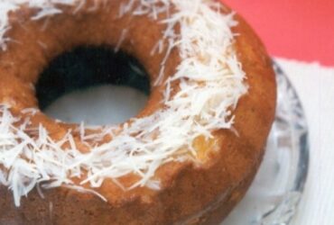 Receita de Bolo de Liquidificador, enviada por Maria Cristina - Prazer à Mesa