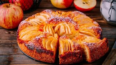 Receita de Bolo de Maçã com Casca, enviada por Adege Adalgisa - Prazer à Mesa