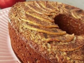 Receita de Bolo de Maçã e Canela Fácil, enviada por Marlene Ferreira - Prazer à Mesa