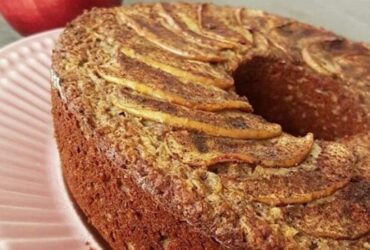 Receita de Bolo de Maçã e Canela Fácil, enviada por Marlene Ferreira - Prazer à Mesa