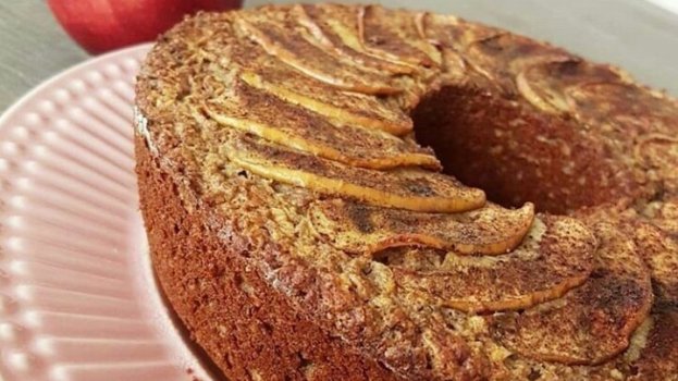 Receita de Bolo de Maçã e Canela Fácil, enviada por Marlene Ferreira - Prazer à Mesa