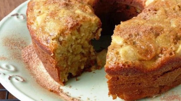 Receita de Bolo de Maçã, enviada por Janaine Pina - Prazer à Mesa