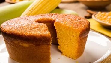 Receita de Bolo de Milho, enviada por Marcio Figueira - Prazer à Mesa