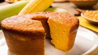 Receita de Bolo de Milho, enviada por Marcio Figueira - Prazer à Mesa