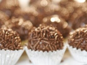 Receita de Brigadeiro, enviada por Adege Adalgisa - Prazer à Mesa