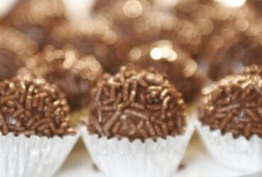 Receita de Brigadeiro, enviada por Adege Adalgisa - Prazer à Mesa