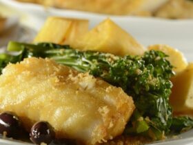 Receita de Cação Assado com Batatas e Brócolis, enviada por Telma Gomide - Prazer à Mesa