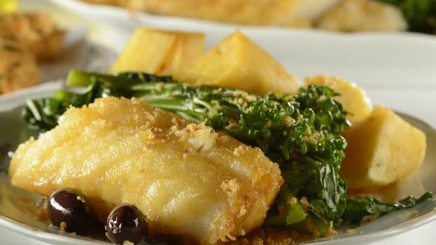 Receita de Cação Assado com Batatas e Brócolis, enviada por Telma Gomide - Prazer à Mesa
