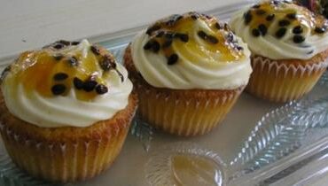 Receita de Cupcake de Maracujá, enviada por Adege Adalgisa - Prazer à Mesa