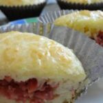 Receita de Cupcake Salgado de Calabresa e Parmesão, enviada por Luciana Souza - Prazer à Mesa