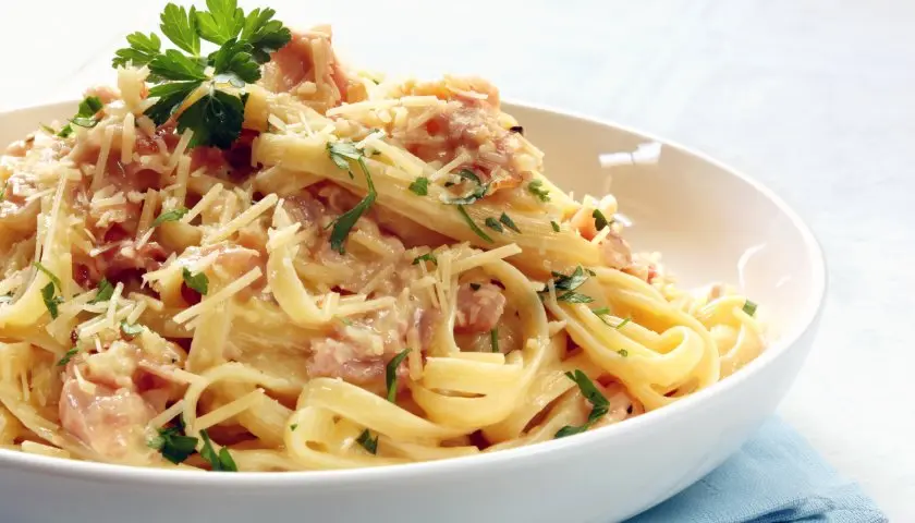 Receita de Espaguete Carbonara, enviada por Vania Justino - Prazer à Mesa