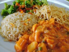 Receita de Estrogonofe de Grão-de-bico, enviada por Adege Adalgisa - Prazer à Mesa