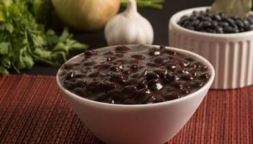 Receita de Feijão Preto Simples, enviada por Adege Adalgisa - Prazer à Mesa