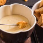 Receita de Fondue de Queijo, enviada por Luciana Souza - Prazer à Mesa