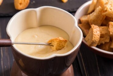 Receita de Fondue de Queijo, enviada por Luciana Souza - Prazer à Mesa