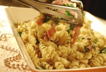 Receita de Insalata Fredda de Fusilli e Parma, enviada por Janaine Pina - Prazer à Mesa