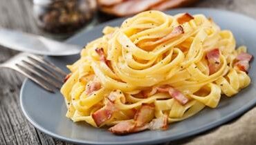 Receita de Macarrão Carbonara, enviada por Luíza Carolina - Prazer à Mesa