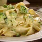 Receita de Macarrão com Creme de Leite e Brócolis, enviada por Luciana Souza - Prazer à Mesa