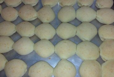 Receita de Pão de Queijo Caseiro, enviada por Luciana Souza - Prazer à Mesa