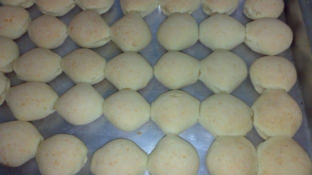 Receita de Pão de Queijo Caseiro, enviada por Luciana Souza - Prazer à Mesa