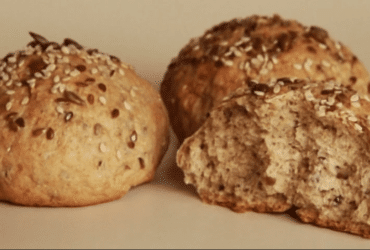 Receita de Pão Integral Caseiro com Aveia e Linhaça, enviada por Andrea Coser - Prazer à Mesa