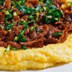 Receita de Ragu de Costelinha com Polenta, enviada por Adege Adalgisa - Prazer à Mesa