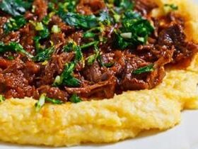 Receita de Ragu de Costelinha com Polenta, enviada por Adege Adalgisa - Prazer à Mesa