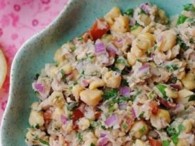 Receita de Salada de Grão de Bico com Atum, enviada por Luíza Carolina - Prazer à Mesa