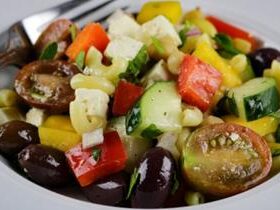 Receita de Salada Grega, enviada por Adege Adalgisa - Prazer à Mesa