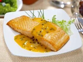 Receita de Salmão ao Molho de Maracujá, enviada por Adege Adalgisa - Prazer à Mesa